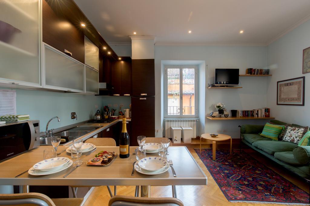 Holidays Banchi Vecchi Apartment Rome Exterior photo