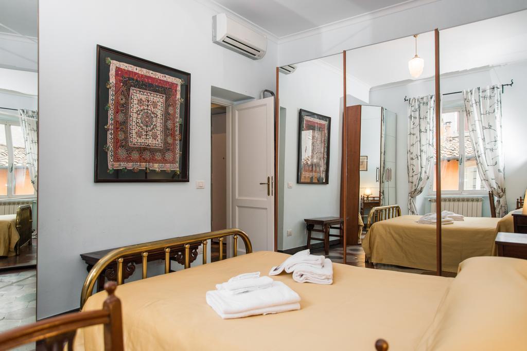 Holidays Banchi Vecchi Apartment Rome Room photo